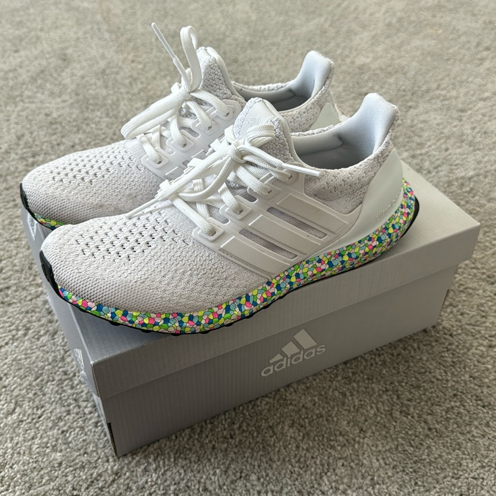 Women’s Adidas Ultraboost 5.0 DNA